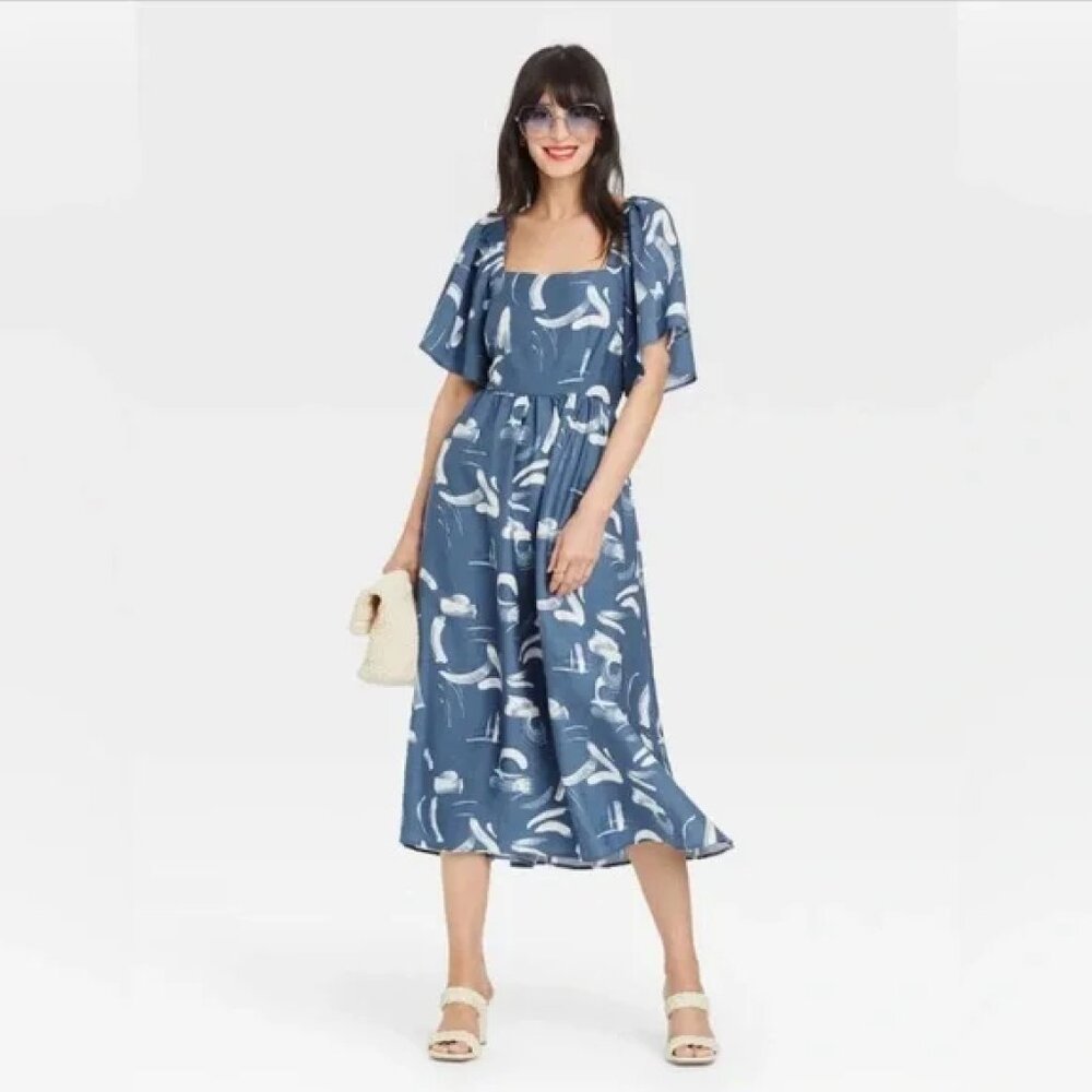 Short Sleeve Tie Back Blue Floral Midi Dress